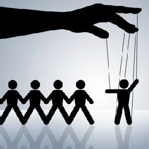 Social Engineering and the Hacker Social Engineering and the Hacker
